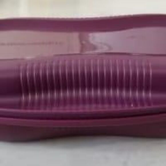 Tupperware Purple Breakfast Omelet Cooker #6996B-4 no inserts - Picture 4 of 11